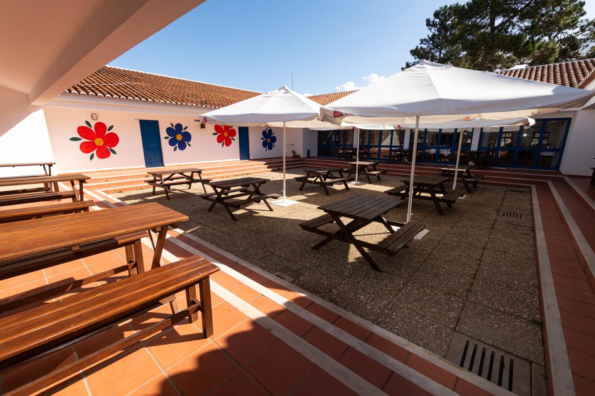 Parque De Campismo Orbitur Sitava Milfontes Hotel Malhadinhas Kültér fotó