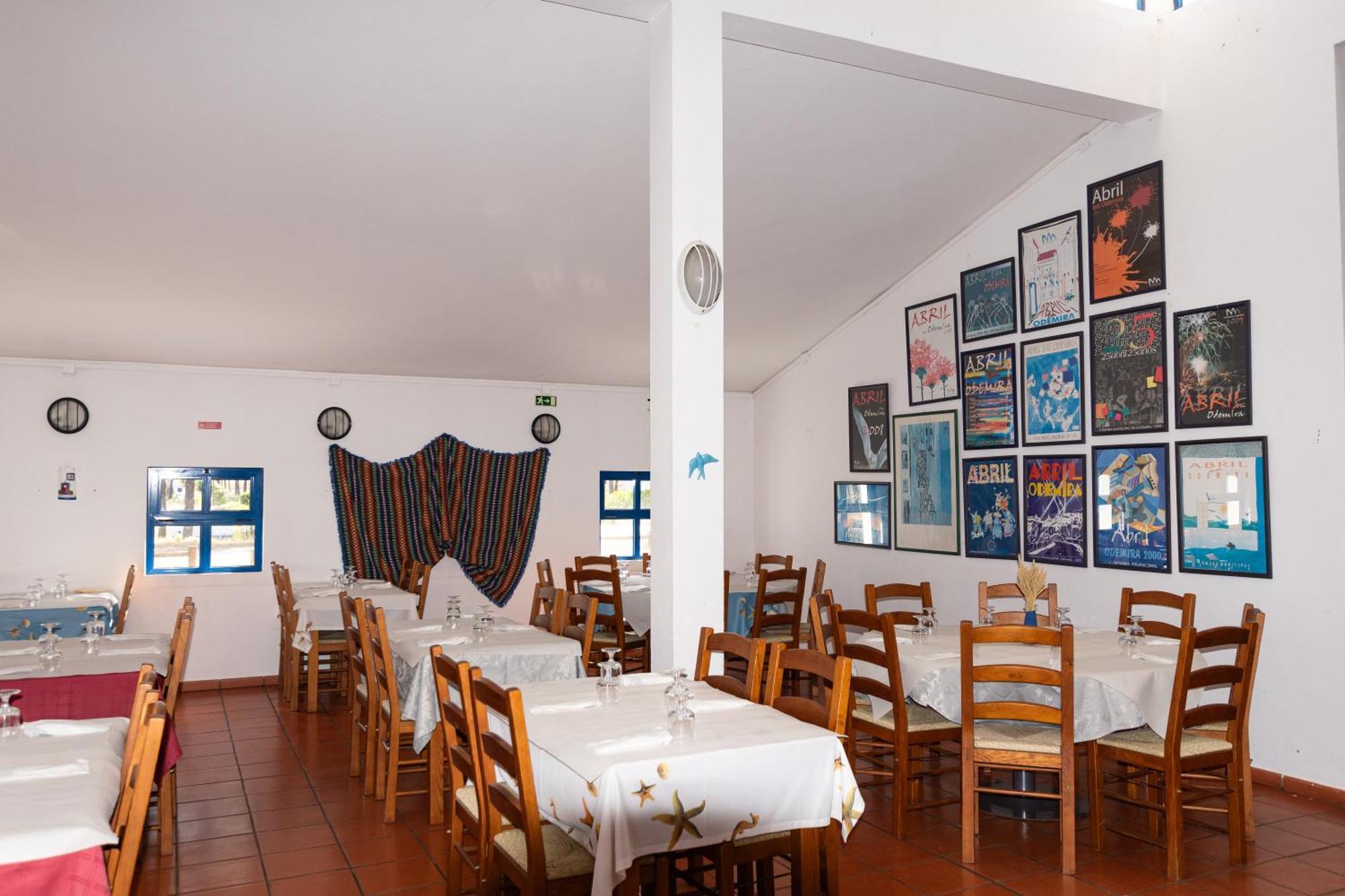 Parque De Campismo Orbitur Sitava Milfontes Hotel Malhadinhas Kültér fotó