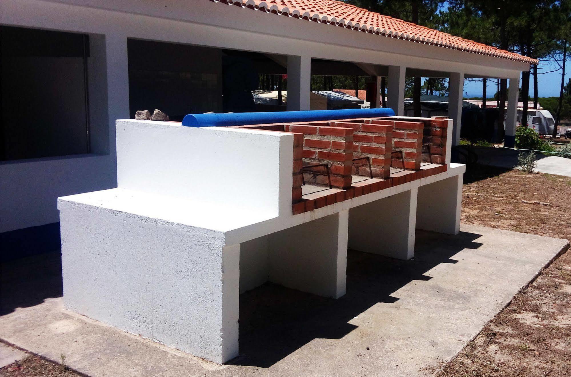 Parque De Campismo Orbitur Sitava Milfontes Hotel Malhadinhas Kültér fotó